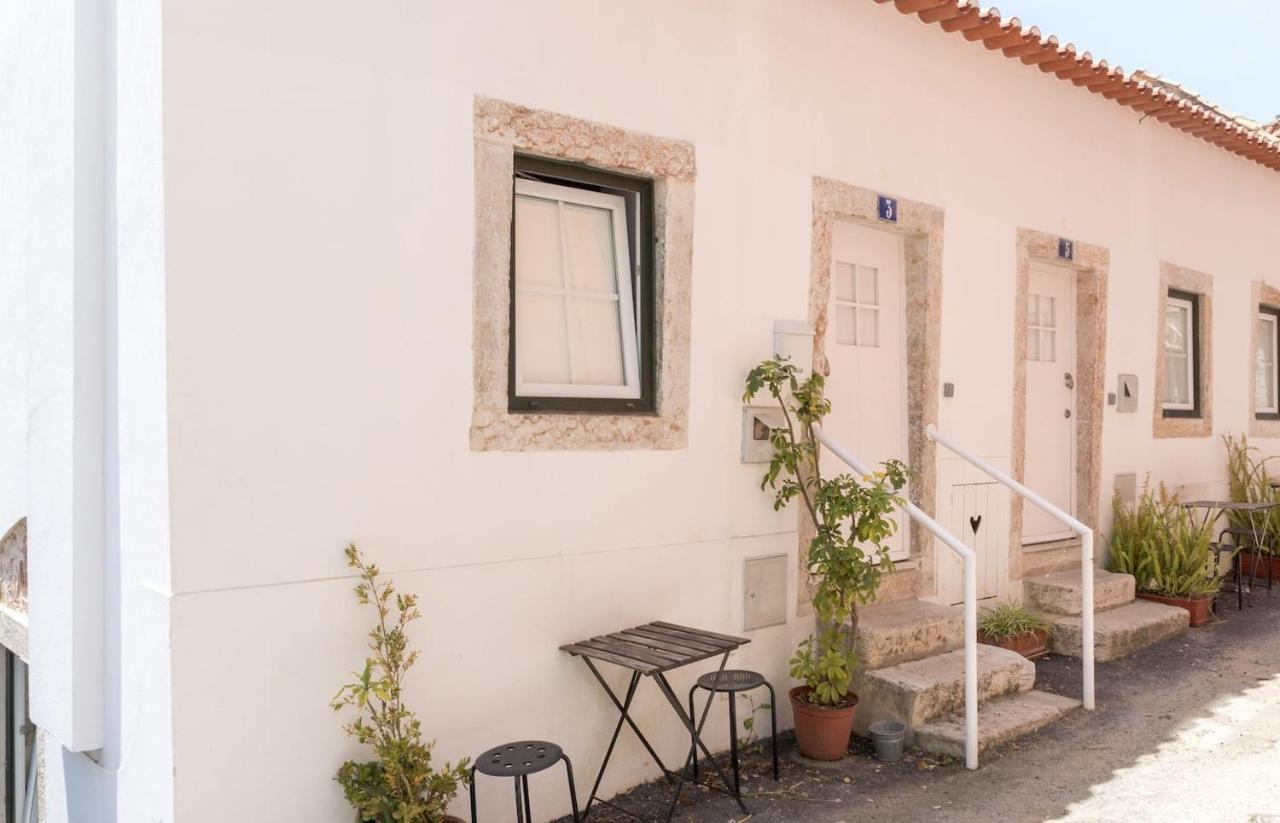 Classic Lisbon Homes: Bright & Central In Belem Esterno foto